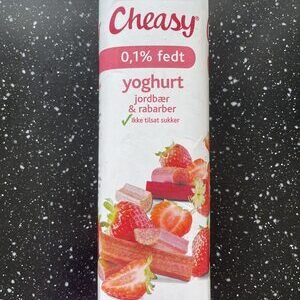 Cheasy Yogh Jordb Rabarb