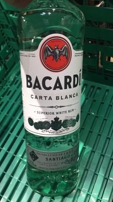 front fr.6.400.jpg Bacardi Carta Blanca 37,5 rom