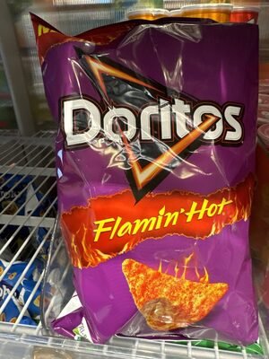 front nl.4.400 1.jpg Doritos Flamin Hot chips